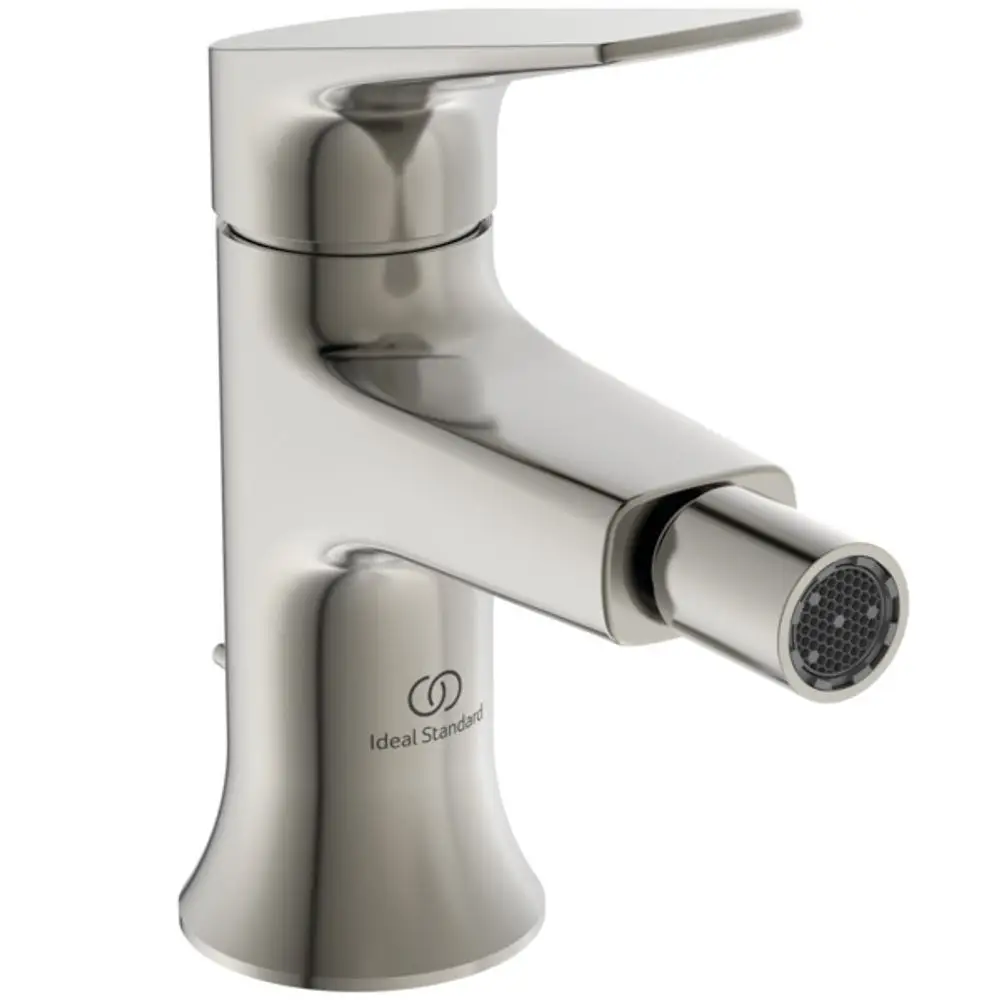 Bidetarmatur aus Metall mit einem modernen Design und einem ergonomischen Hebel, ausgestattet mit einem Auslauf. Der Markenname Ideal Standard ist sichtbar.